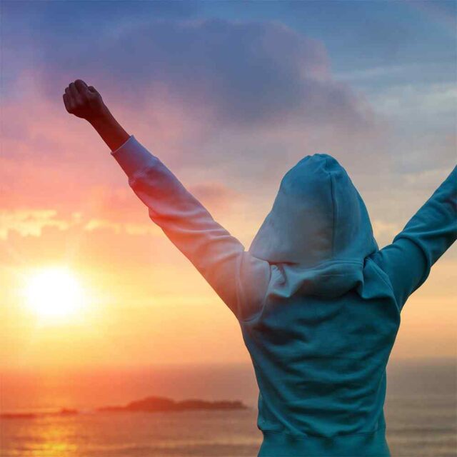 https://marriagecorner.com/wp-content/uploads/2018/01/img-rising-hands-640x640.jpg
